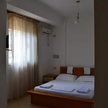 Alpine Hotel Vlorë